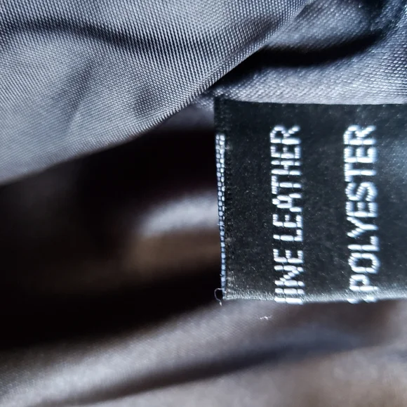 Leather jacket - Picture 9 of 12